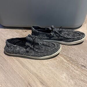 Women Black Casual Shoes